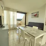 129, Heliopolis Ab, Village Naturiste Cap D'agde * 阿格德